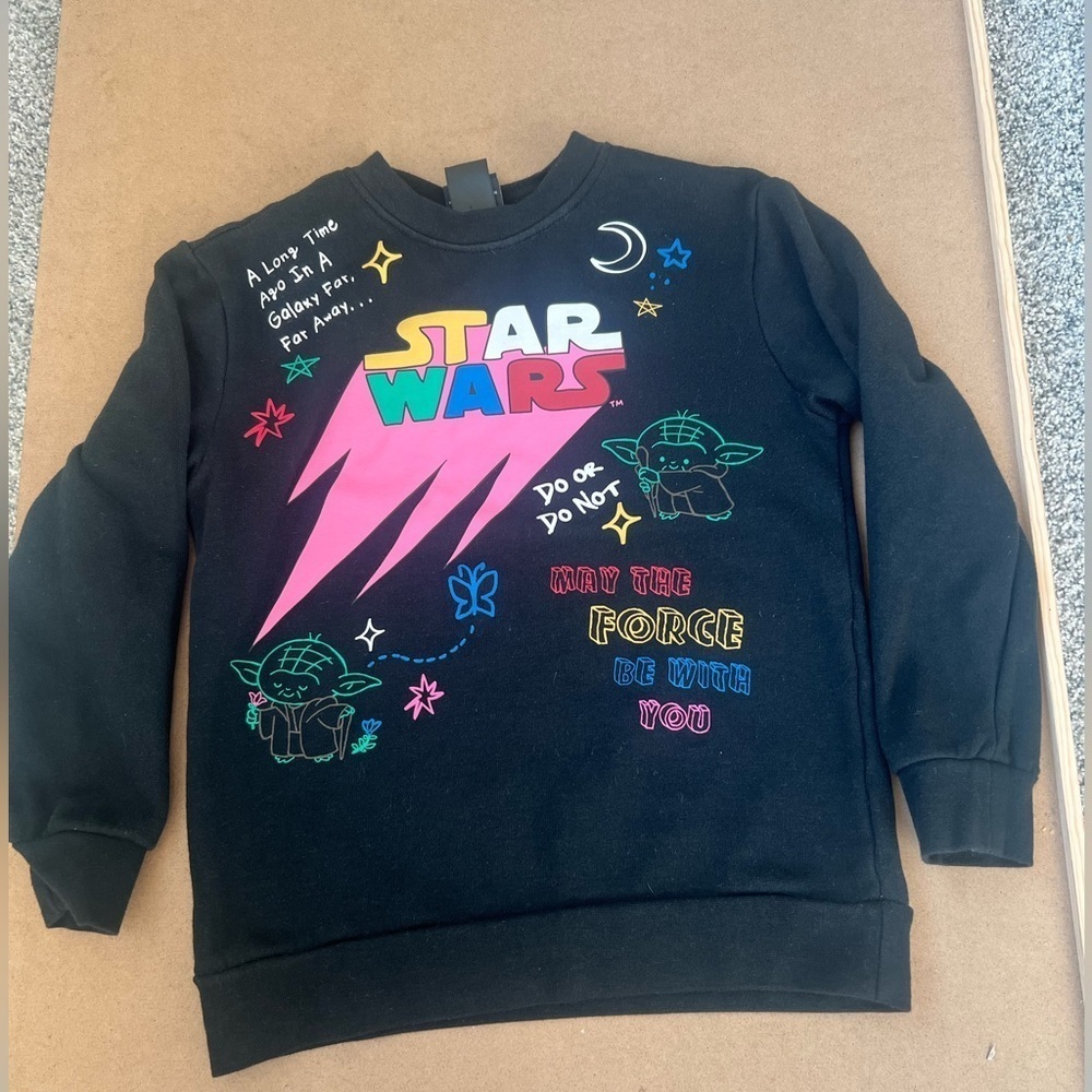 Kids Starwars Graphic Sweatshirt With Fleece Lining In Size Small Organic Cotton - Picture 3 of 6